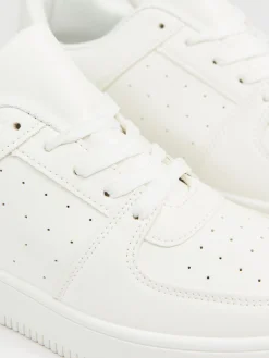 New Białe sneakersy Sneakersy