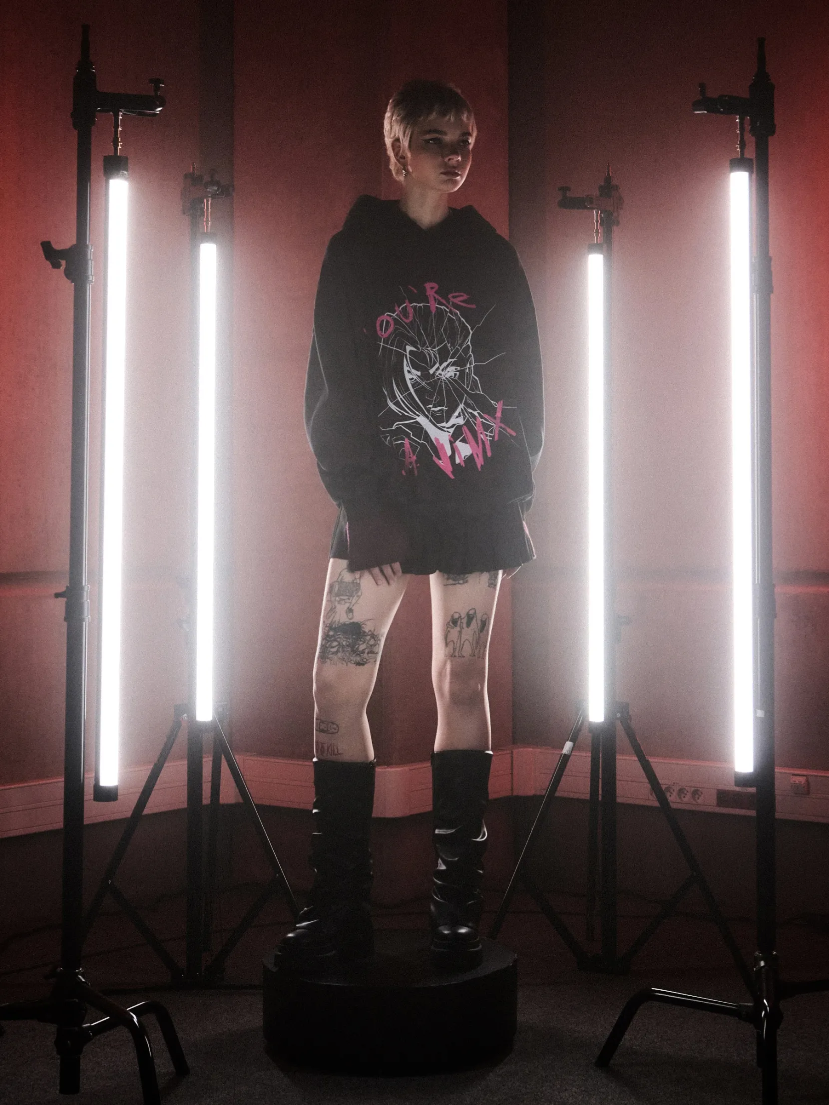 Best Bluza Arcane z efektem glow in the dark Bluzy