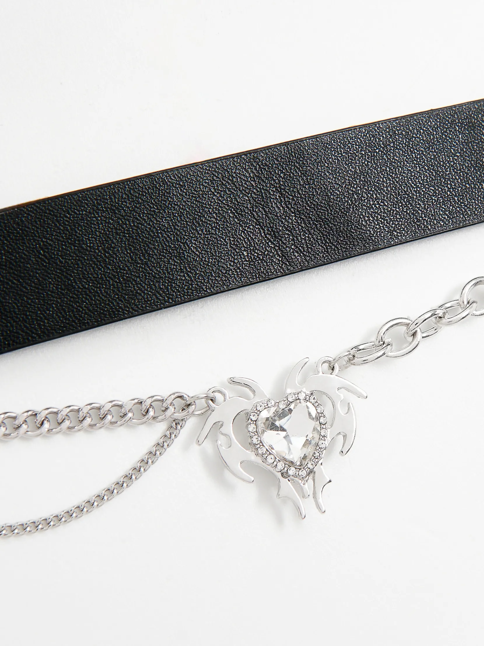 Online Choker z łańcuszkiem i serduszkiem Biżuteria