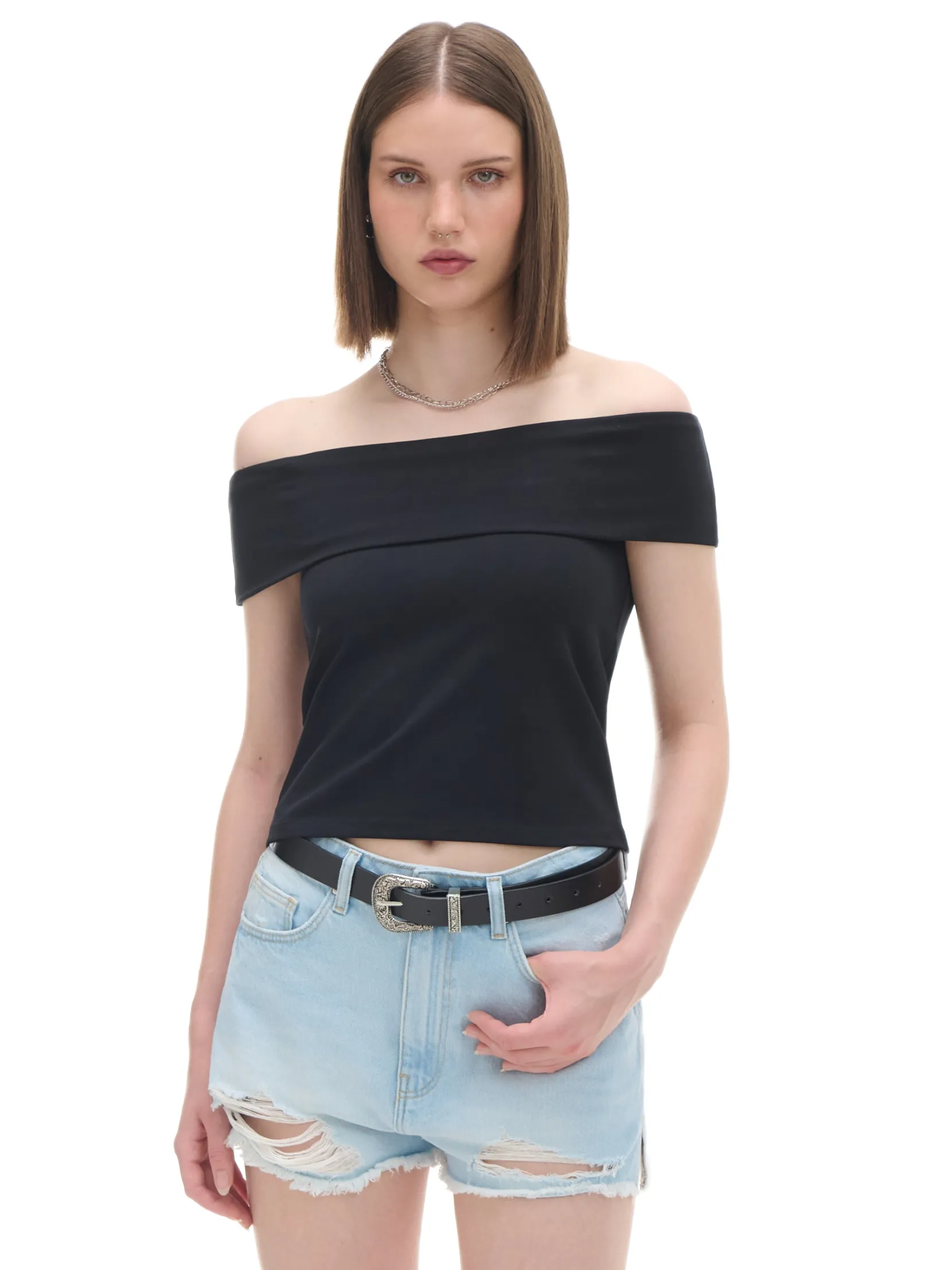 Outlet Czarna bluzka z dekoltem carmen Koszulki, Topy