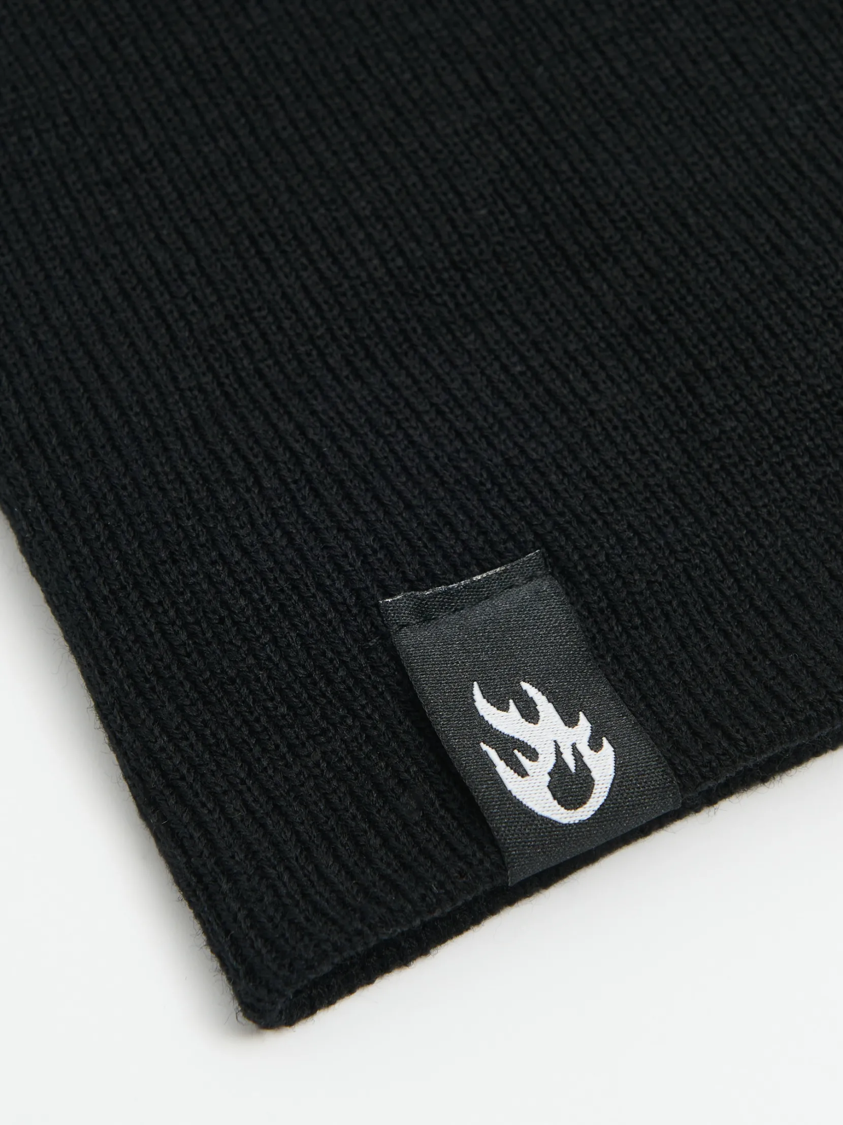 Fashion Czarna czapka beanie z wiskozą Czapki|Basic