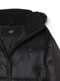 Sale Czarna kurtka puffer z kapturem Kurtki, Płaszcze