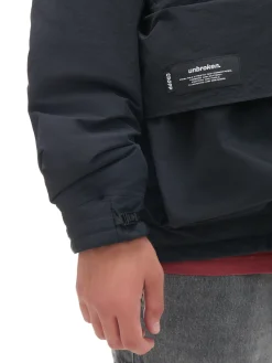 Outlet Czarna kurtka z kapturem Kurtki Zimowe|Kurtki, Płaszcze