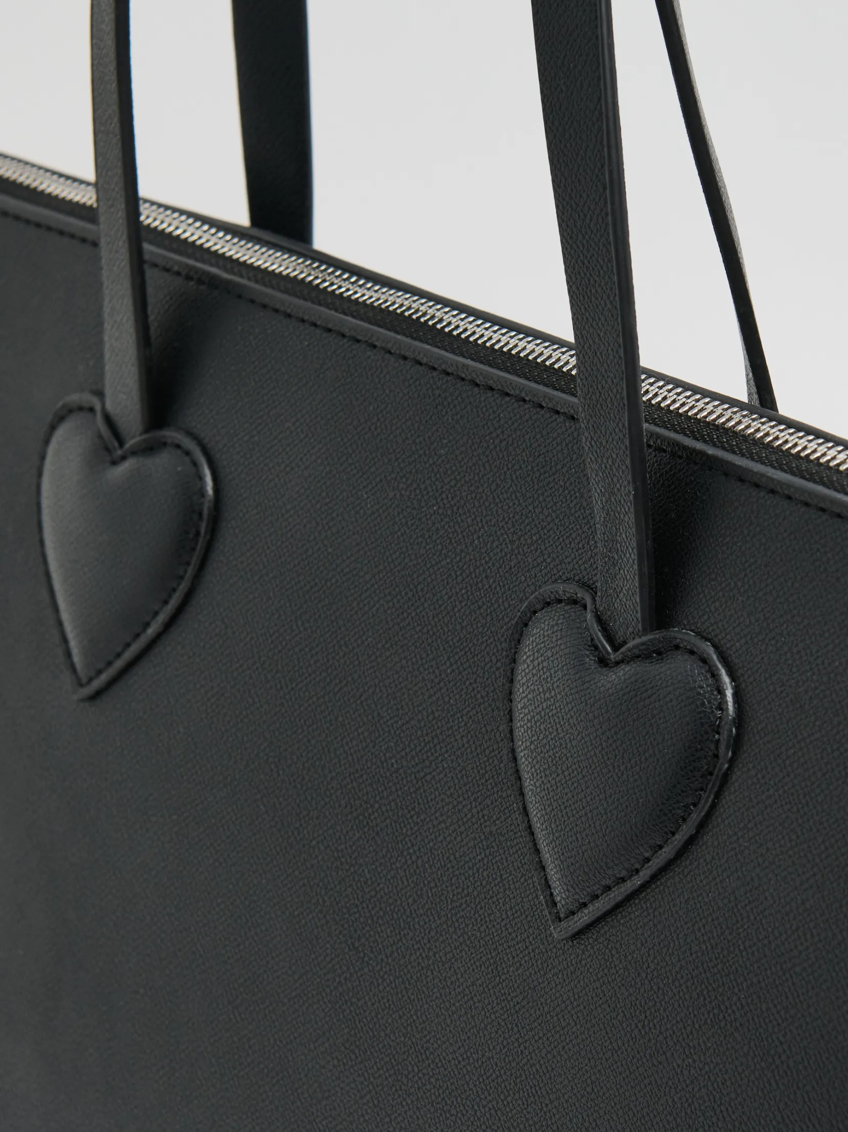 Outlet Czarna torba shopper Torby, Plecaki