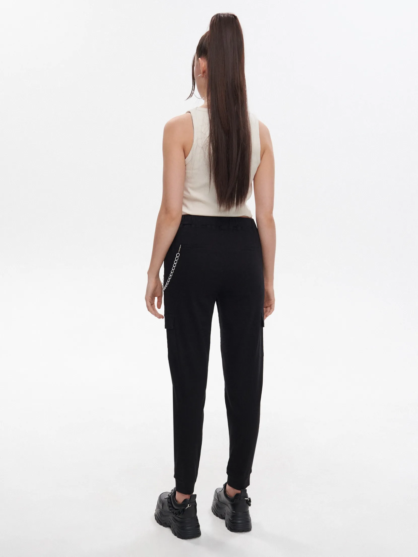 Fashion Czarne joggery cargo z łańcuchem Spodnie