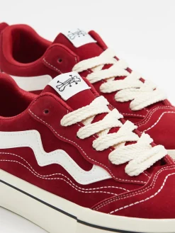 Sale Czerwone sportowe buty Sneakersy