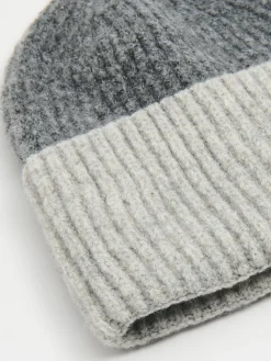 New Dwukolorowa czapka beanie Czapki