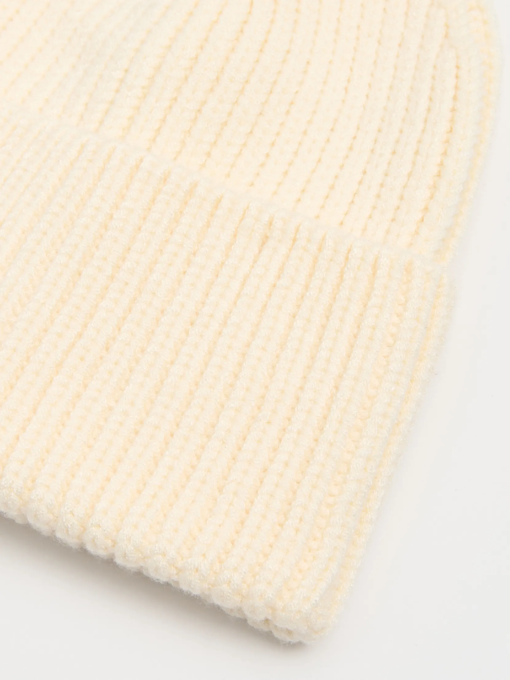 Outlet Kremowa czapka beanie Czapki