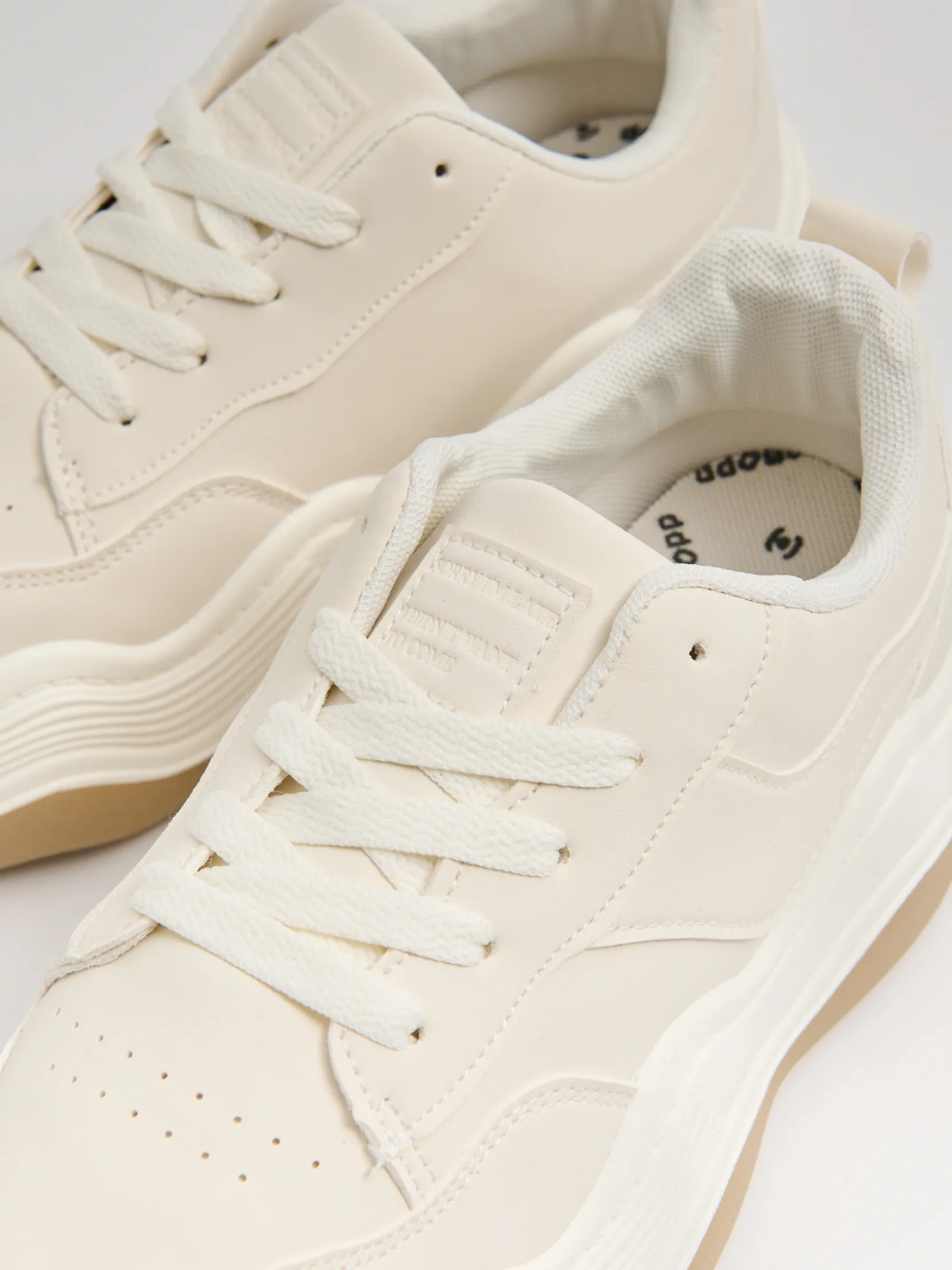 Best Lekkie sneakersy Sneakersy