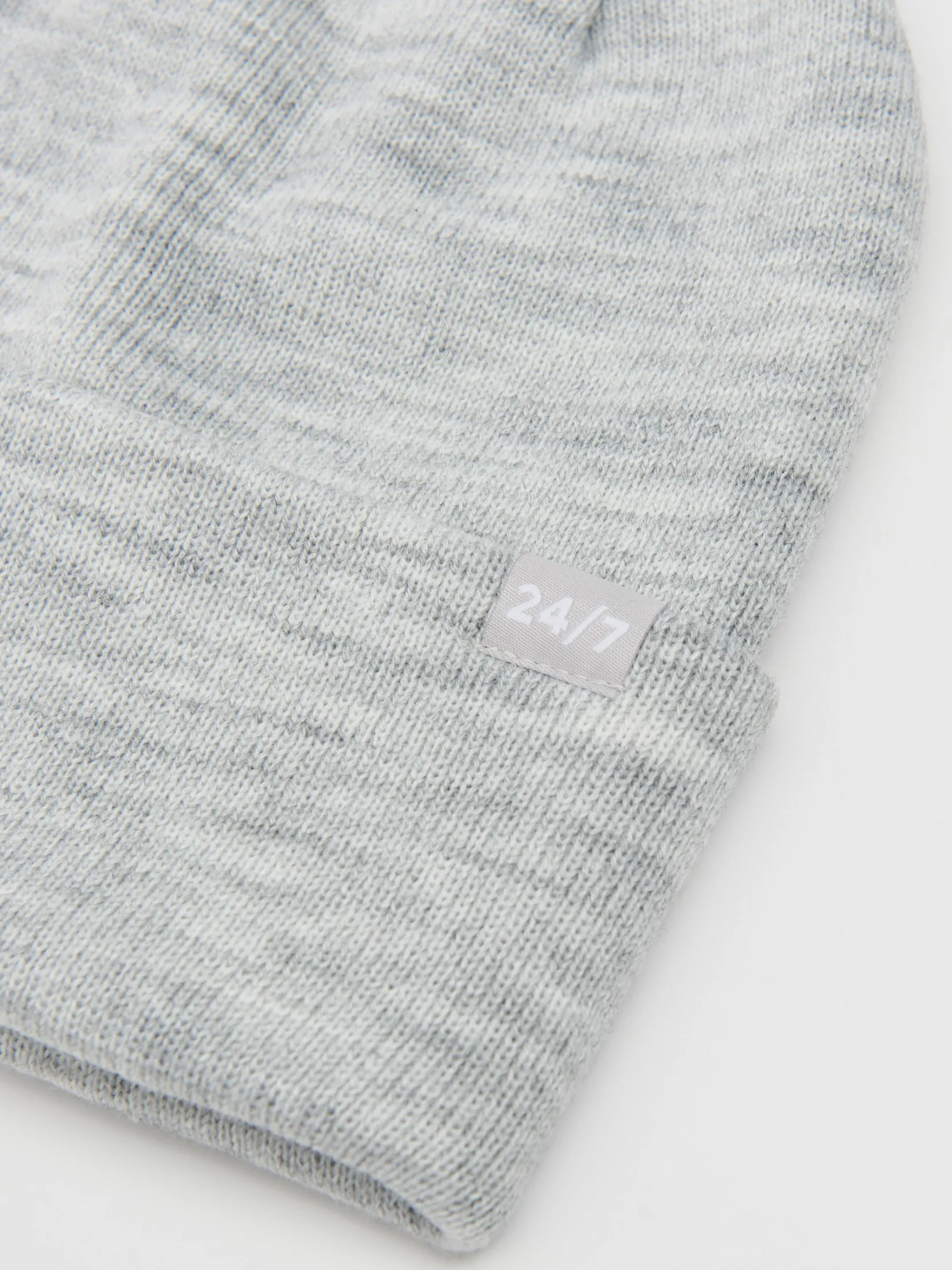 Online Szara czapka beanie Czapki