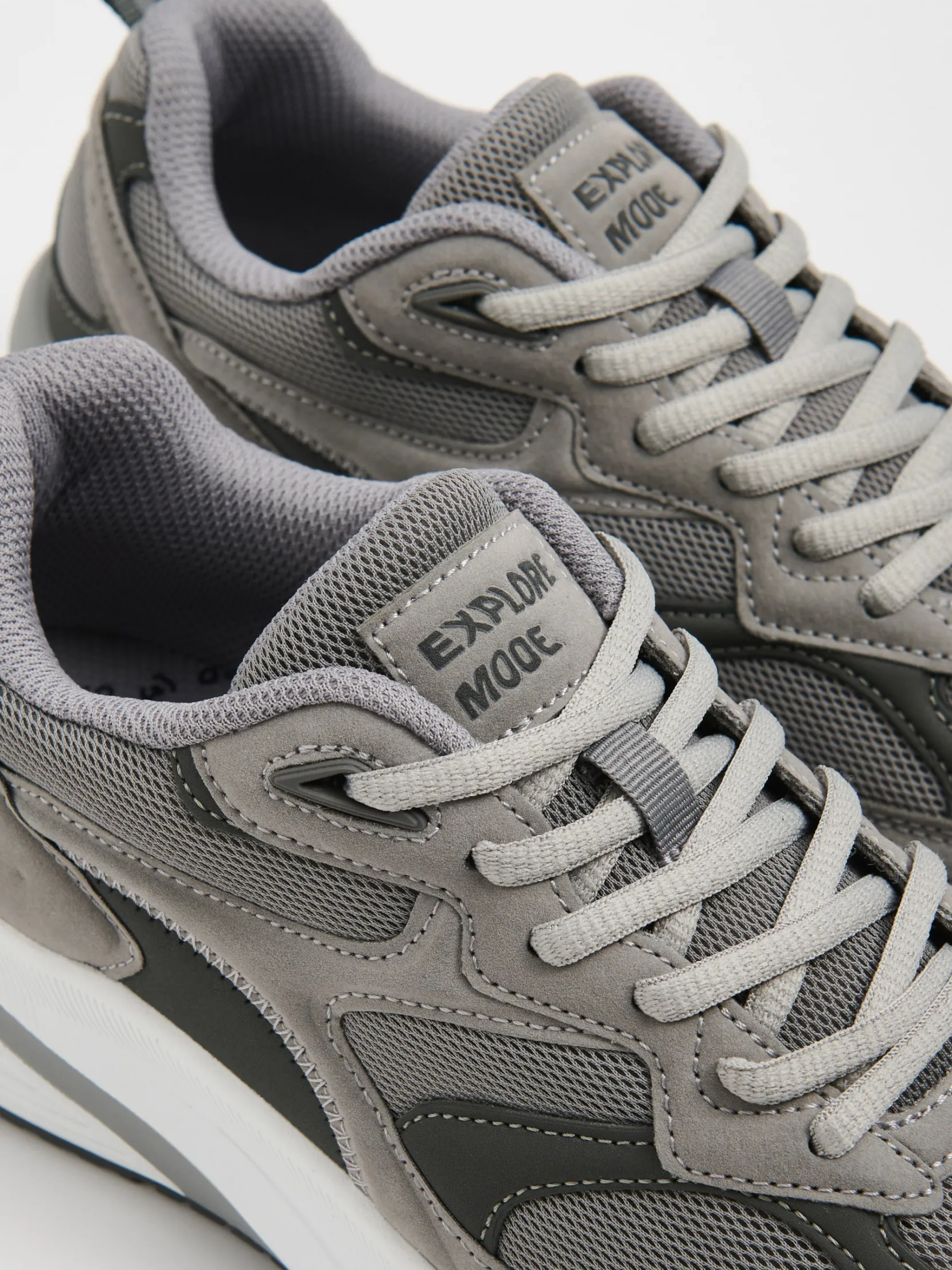 Best Szare sneakersy z solidną podeszwą Sneakersy