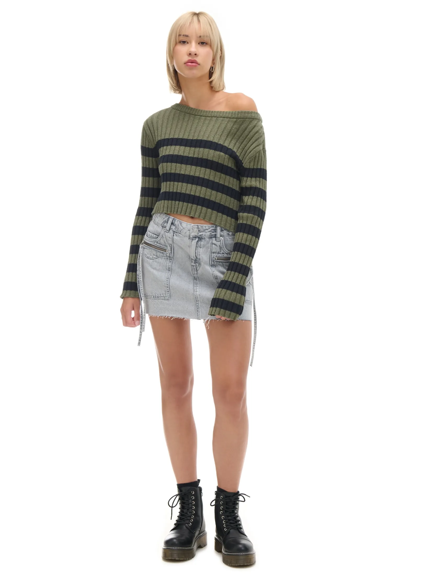 Clearance sweter w czarne paski Swetry